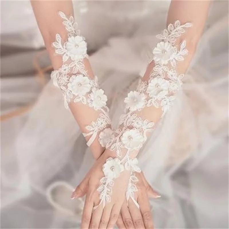 Bridal Gloves Long Lace Flower Accessories Wedding Hook Fingers Look Thin and Beautiful Gloves