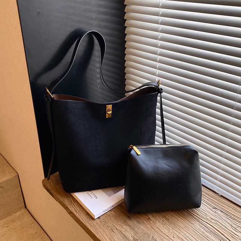 Leopard Print Suede Tote: Versatile Large-Capacity Crossbody for Autumn/Winter