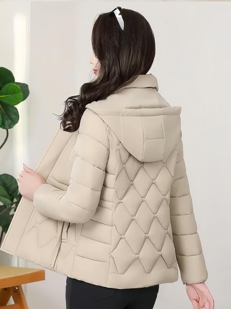 Down Cotton-padded Clothes Women's Short Models, New Thin Small Cotton-padded Jackets, Loose and Thickened Cotton-padded Jackets.