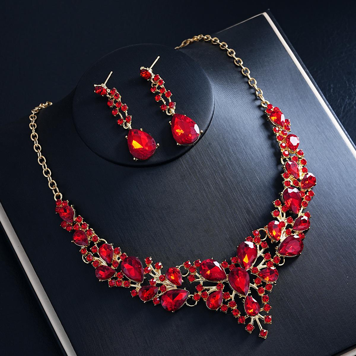 

2026 Necklace Earrings Two-piece Bridal Wedding Dress Full of Diamonds with Accessories Women s Jewelry Set 45CM красный
