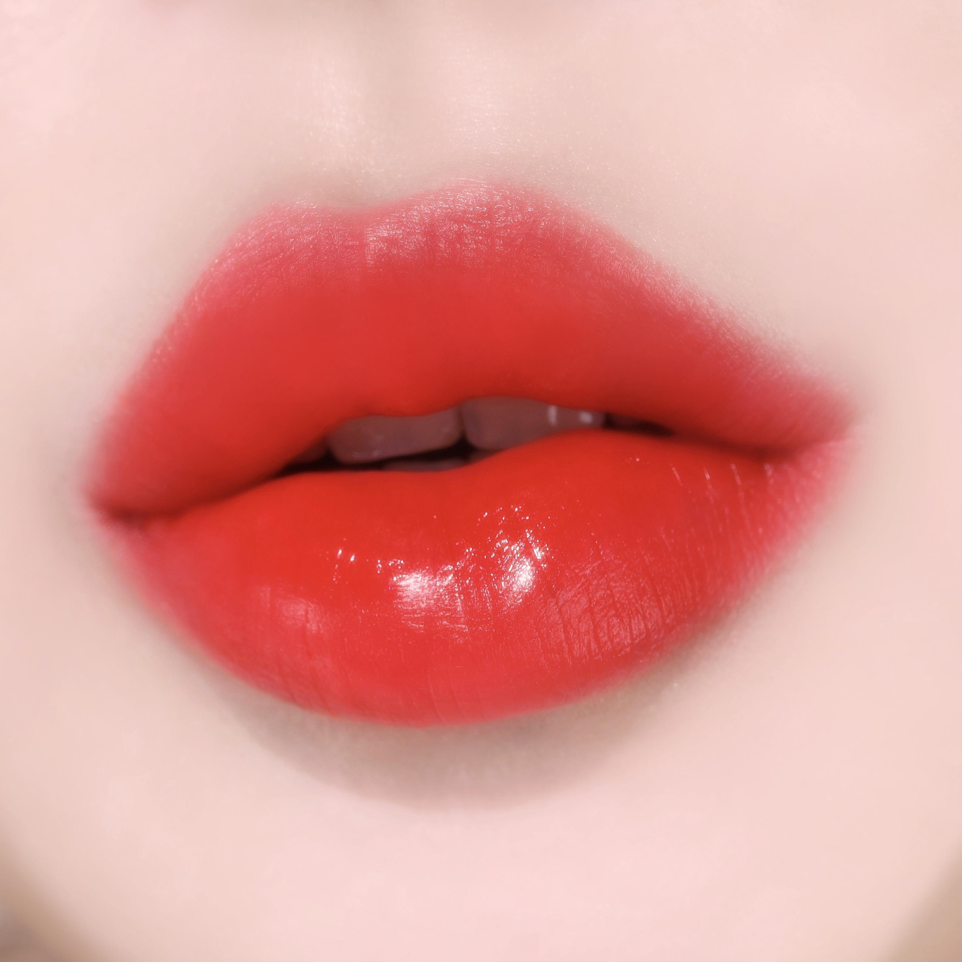 

WakeMake Moisture Tok Tint 6COLOR 01 Red Water