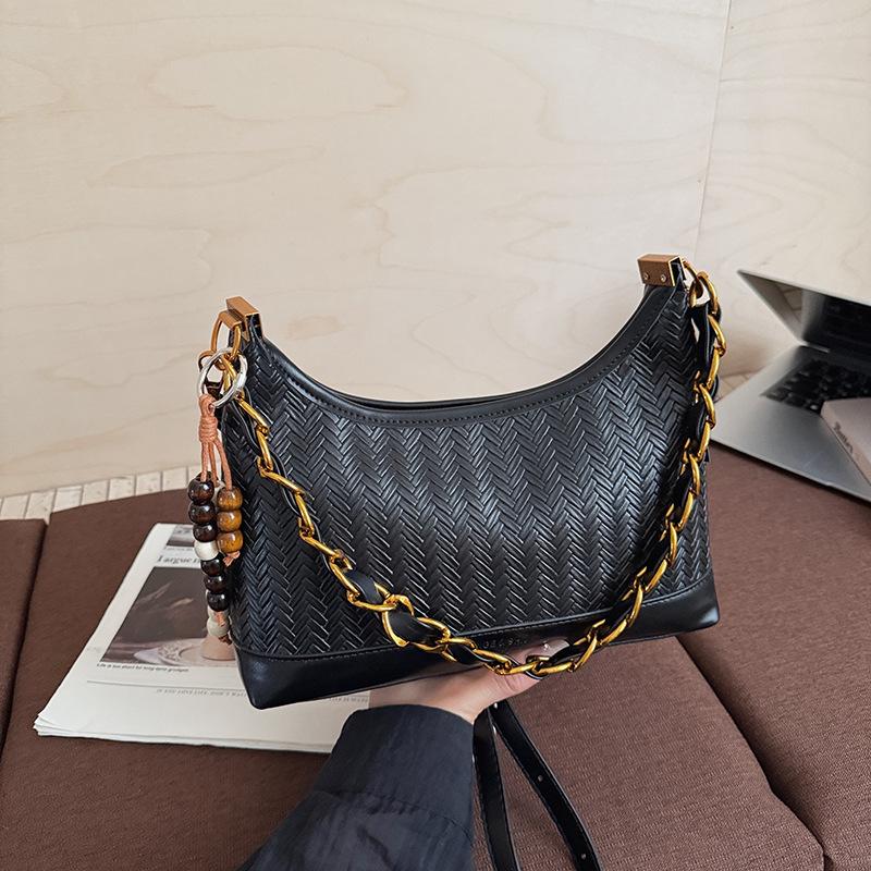 Korean Version Niche Chain Portable Bucket Bag Women's 2025 Autumn New Texture Versatile Trend Shoulder Messenger Bag