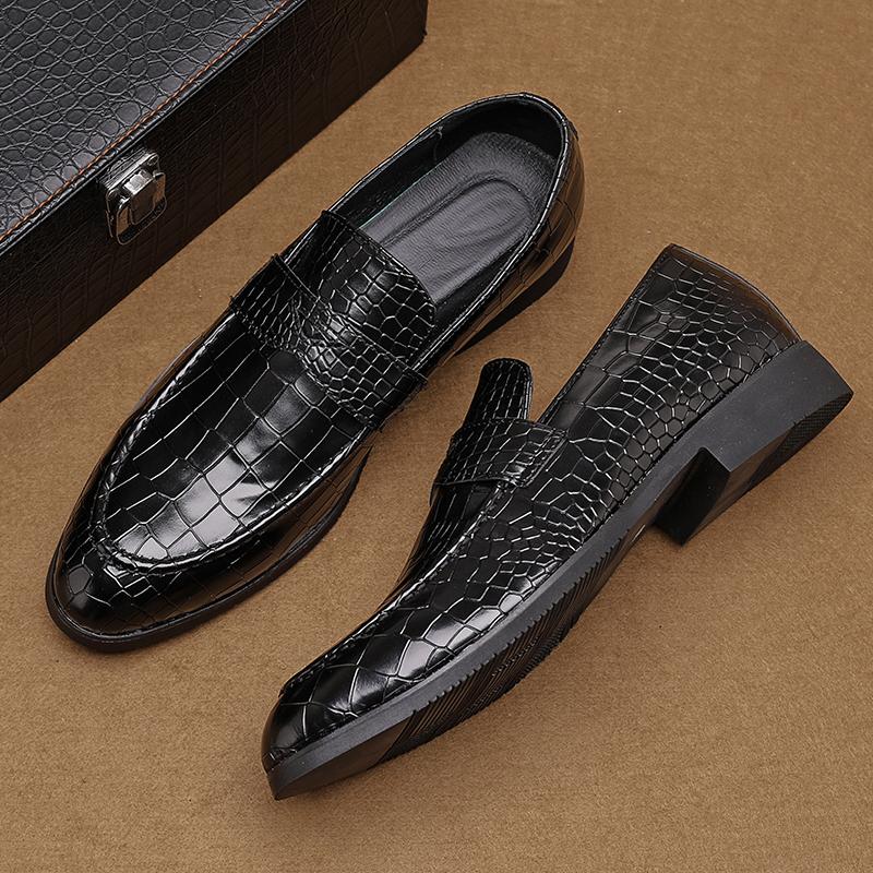 Fashion Leather Shoes Casual Business Shoes for Men Dress Tenis De Hombre Moccasins Mokasin Tenis Caballero Designer
