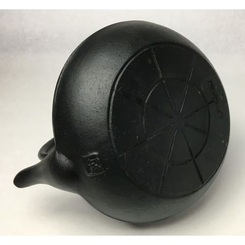 Tonami Shoten Nambu Iron Kettle, Flat, Arare, IH Compatible (Black), 1.5L, 1999-11