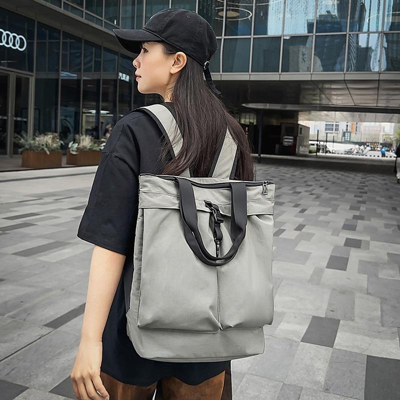 Large Capacity Casual Outdoor Backpack Women's New Versatile Fashion Shoulder Bag Lightweight Versatile Backpack