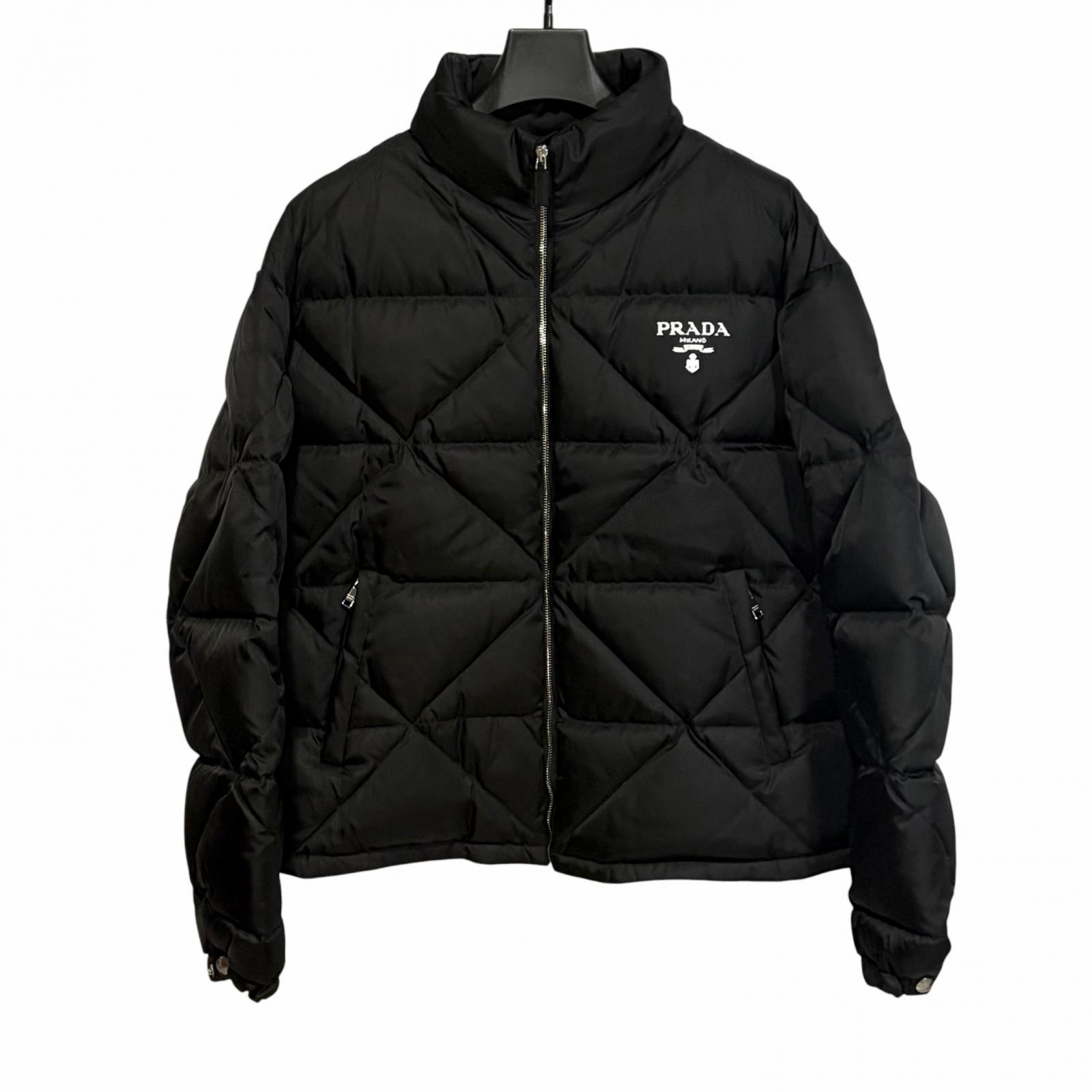 

Used PRADA RE-NYLONDown jacket black Nylon mens XL чорний