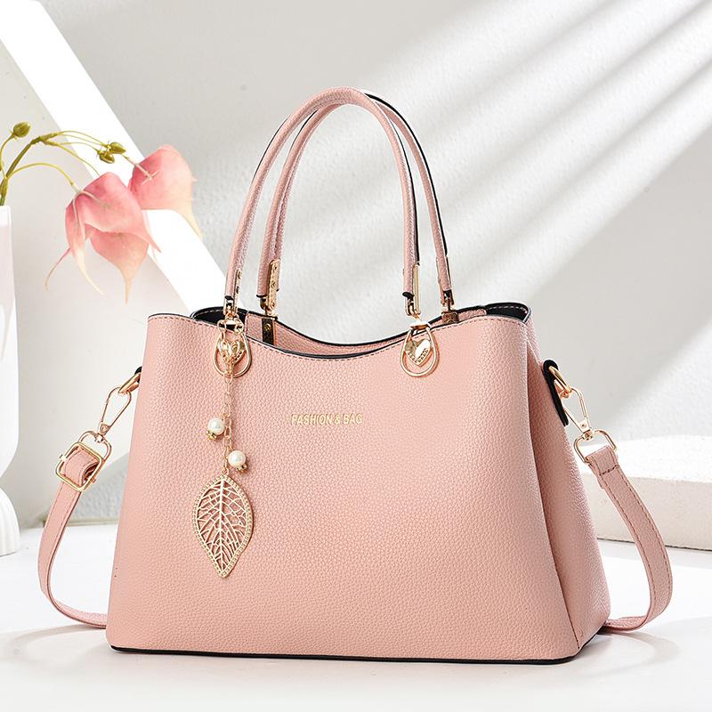 Fashionable Large Capacity Women's Shoulder Bag 2025 New Style Trendy Womens Handbag Designer Crossbody Single Tote Bag women