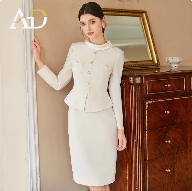 AD Temperamental Socialite Beige Dress: High-End Faux Two-Piece Round Neck Formal Skirt Set