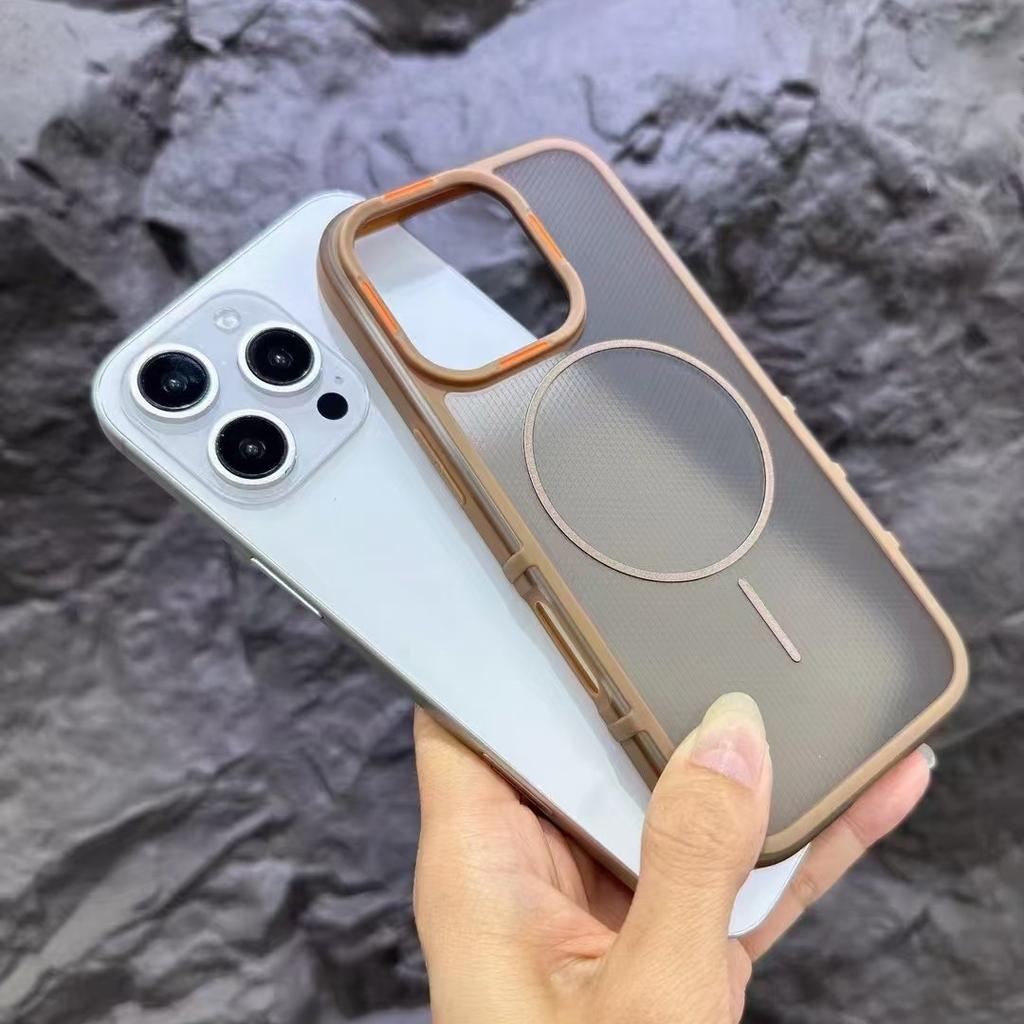 Applicable To IPhone16promax Soft Shield Skin Feeling Matte Thin Circle Magnetic Absorption IPhone15/14 Anti-fall Protection Case