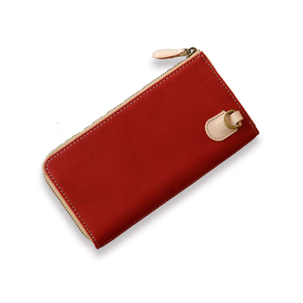 Enjoy the patina of Tochigi Mine Leather over time. This long wallet for men and women is made from genuine Tochigi leather and features a round