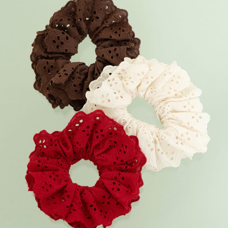 Geegee Floral Lace Hair Scrunchie - Brown