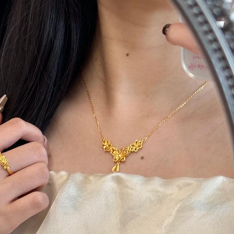Shining butterfly tassel necklace new in gorgeous antique gold craftsm hollow flower water droplet collar chain wedding