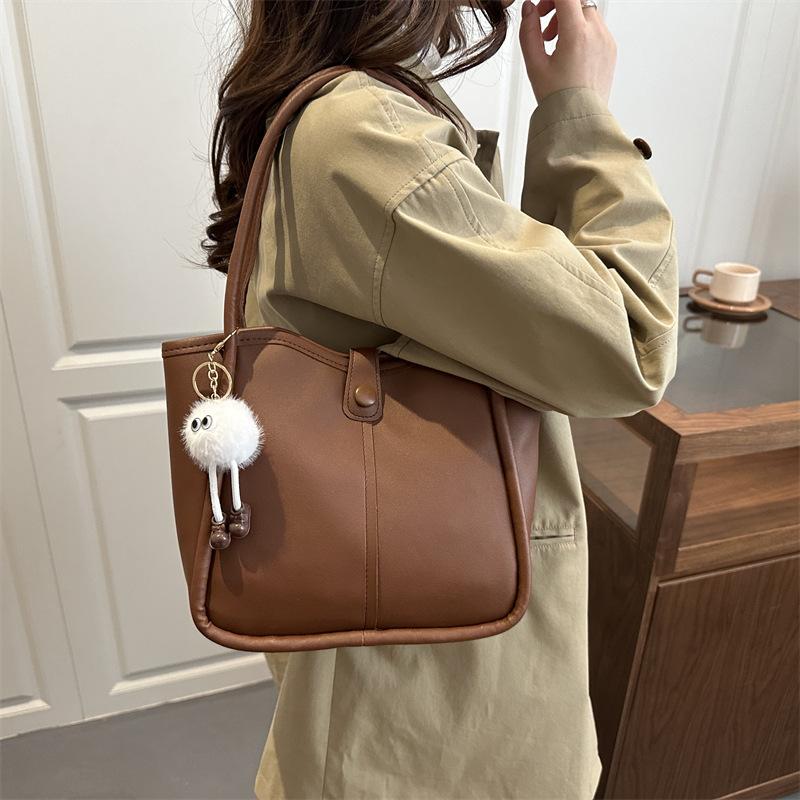 Borsa tote di grande capacità, elegante e casual, adatta sia per uscite informali che per il tragitto casa-lavoro, borsa a spalla singola