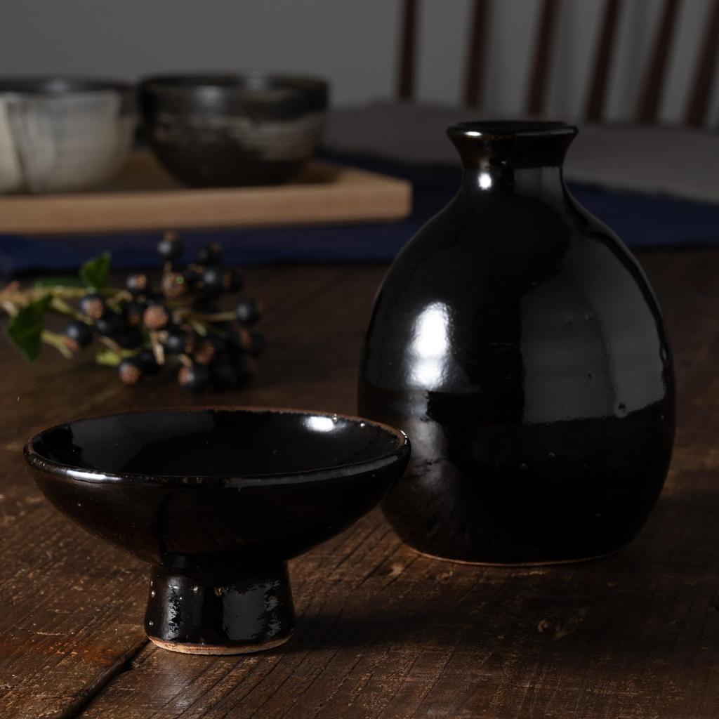 Marui Seito Iga-yaki Sake Bottle, 420ml Capacity, Black Yuzu, Black, MR-3-4296