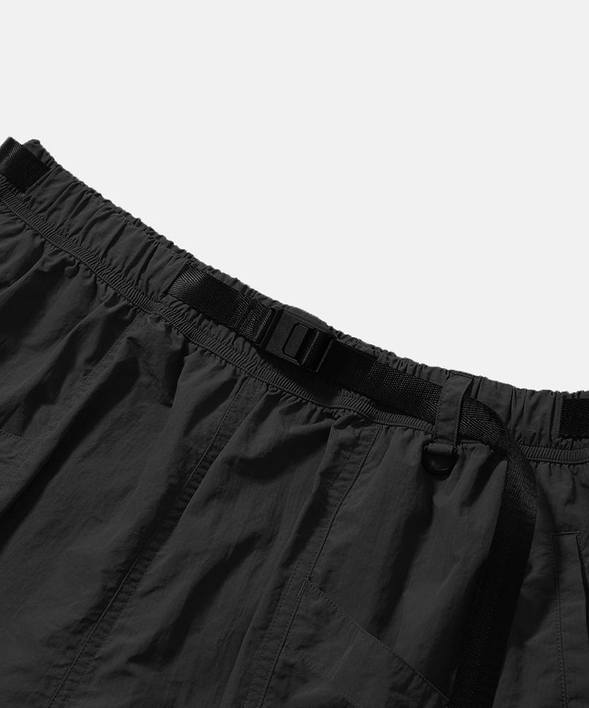 Moif [Ss26] Hiker Airflow Shorts / Black