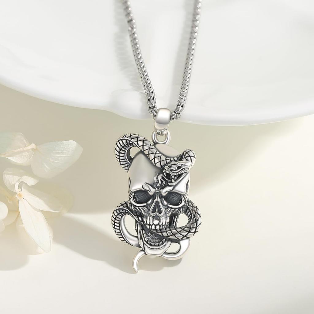 New Retro Skull and Snake Necklace Chain Gothic Punk Halloween Ornament Pendant