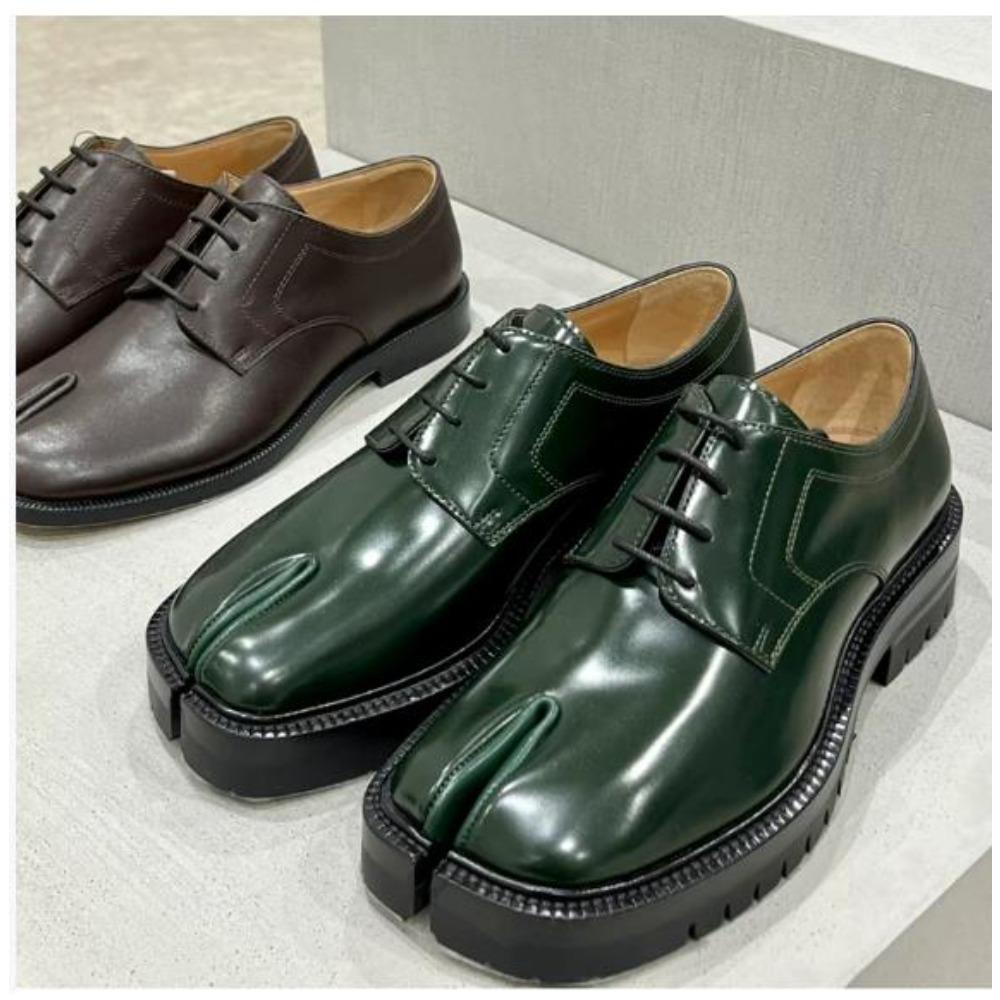 Split Toe Flats Women Slip-On Casual Shoes Women Fashion Mary Janes Tabi Shoes Pig Hoof Shoes Woman Loafers Chaussure Femme