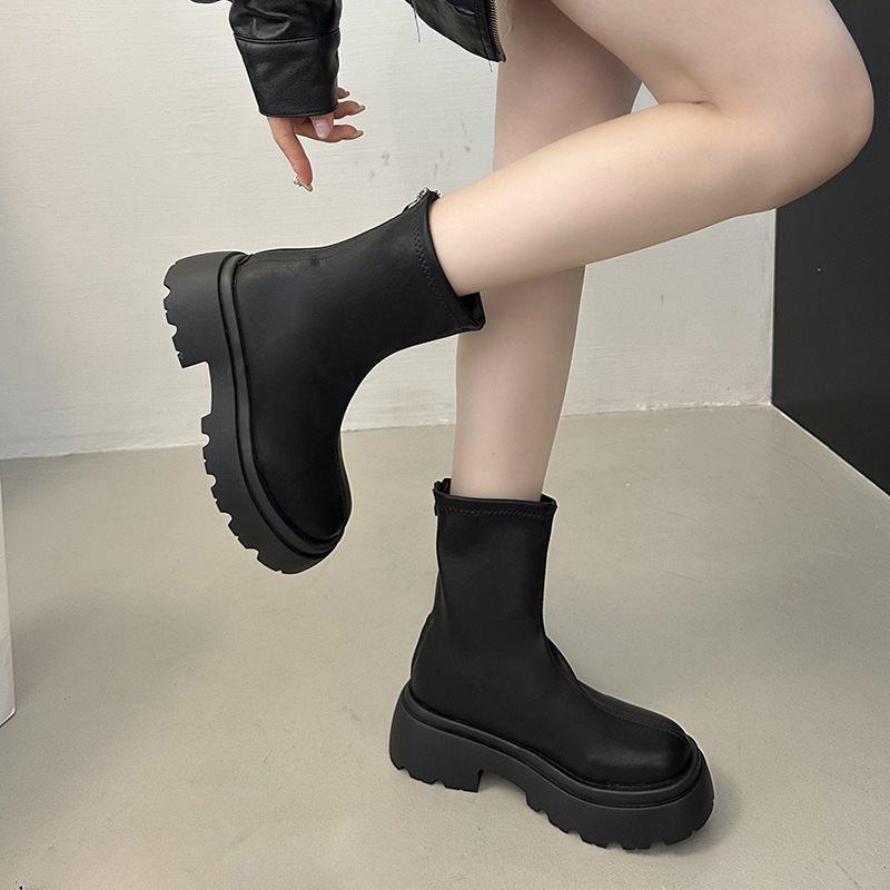 

2025 Skinny Autumn Thick-soled Pile Short Boots Women s Martin Boots Skinny Boots Small Versatile Elastic Boots New Boots 40 чорний