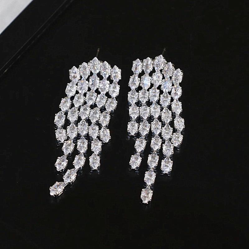 111 Silver Needle Fashion Light Luxury Style Full Diamond Tassel Earrings Women, High Temperament Sweet Cool Retro Super Flash Earrings