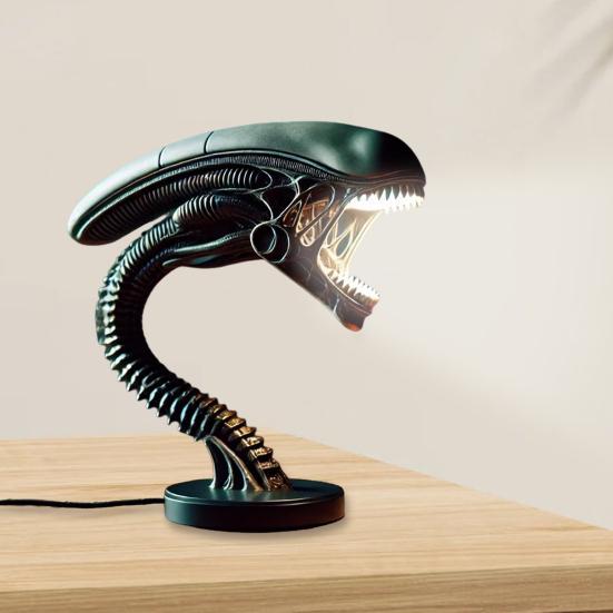 Yousheng Alien Creature Light Holder Resin Alien Statue Light Stand Desktop Decoration Lamp Holder Gift for Alien Lovers