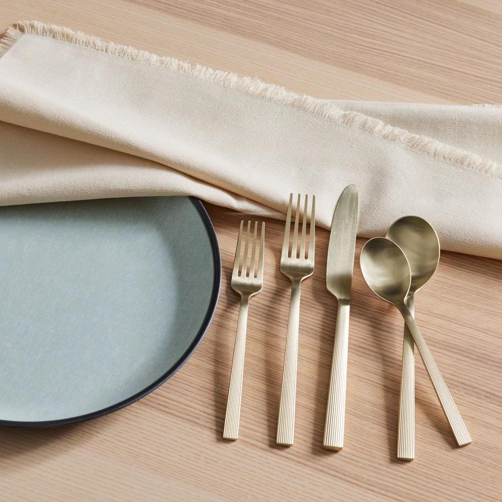 4er-Pack Edelstahl-Esslöffel Ergonomisches Design Langlebig Hohe Qualität Bequemer Griff Geschirr Familienmahlzeiten Teezeit