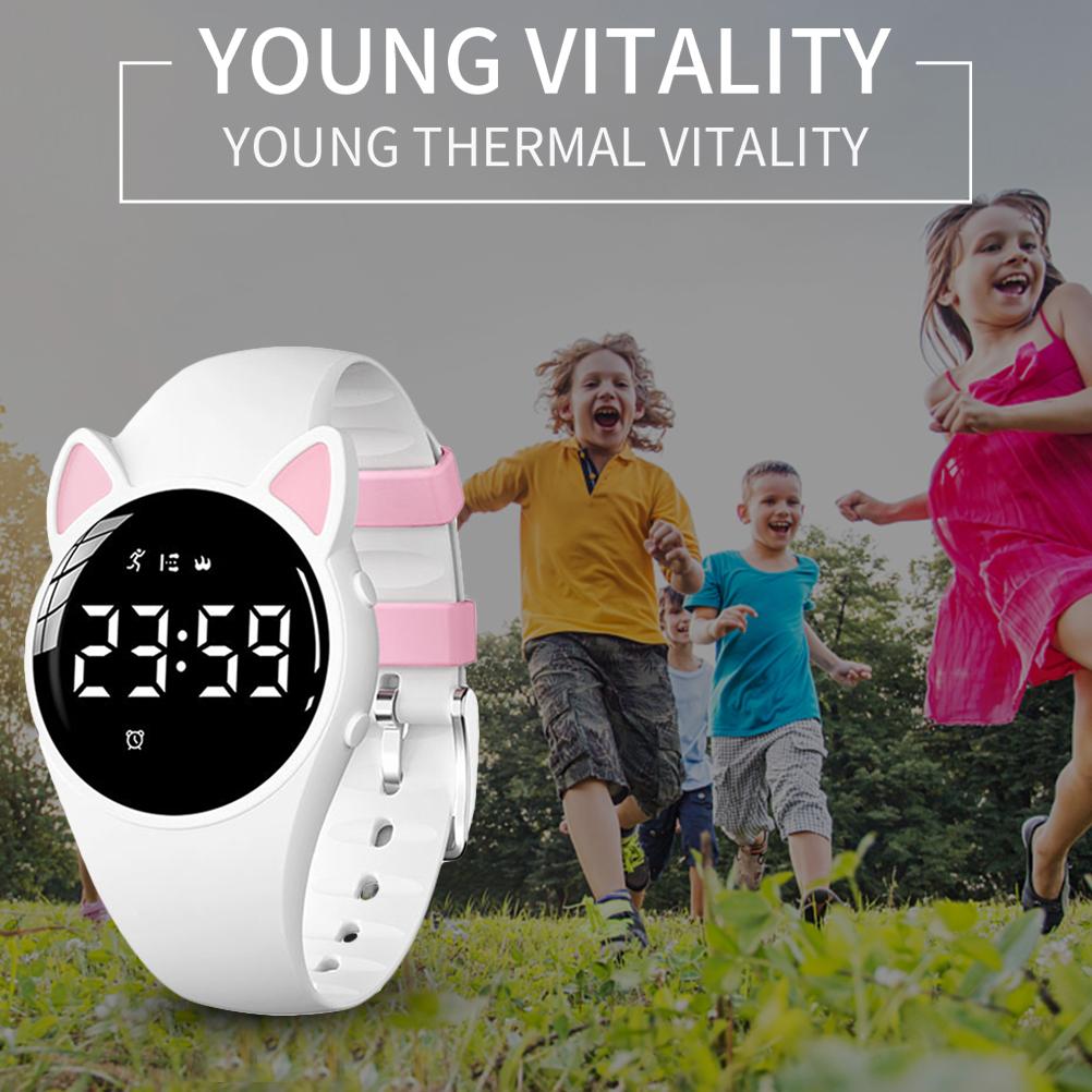 Çocuk Dijital Spor Saati Su Geçirmez Dış Mekan Spor Saatleri Alarm Kronometre Silikon Kayışlı Erkek Kız Çocuk Hediyesi