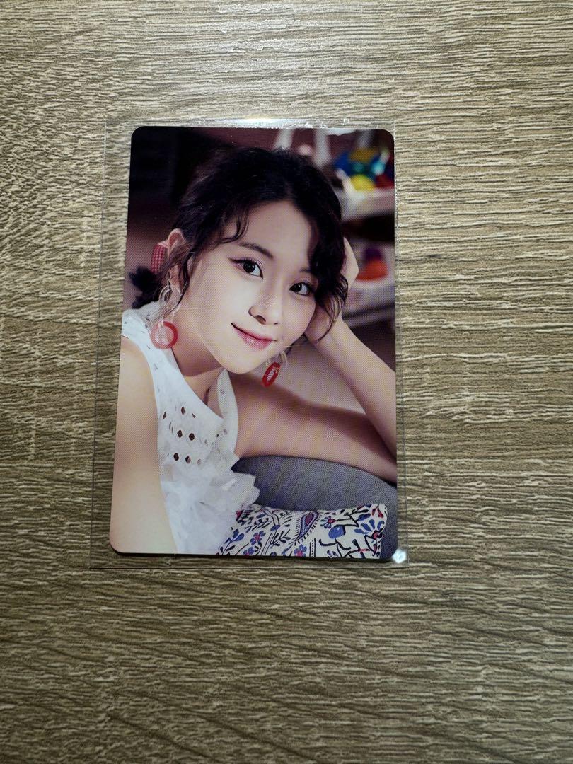 

[USED] TWICE Chaeyoung Comic Book Trading Card