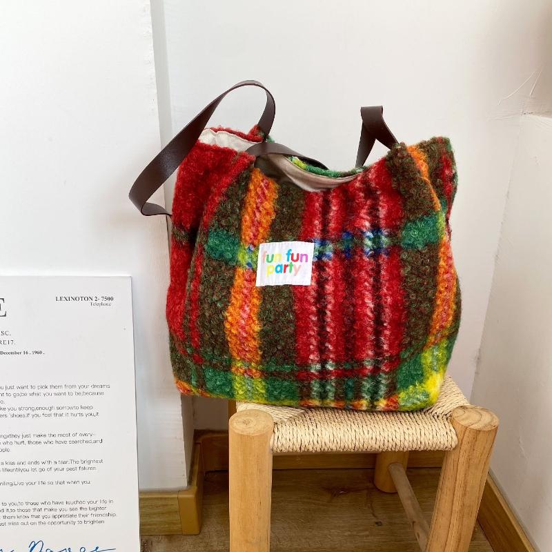 Vintage Plaid Faux Lamb Wool Women's Shoulder Bag Fall Winter Contrast Color Ladies Handbag Large Capacity Female Tote Bag