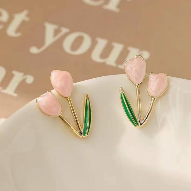 Korean Style Tulip Silver Stud Earrings: S925 Sterling Flower Design for Women