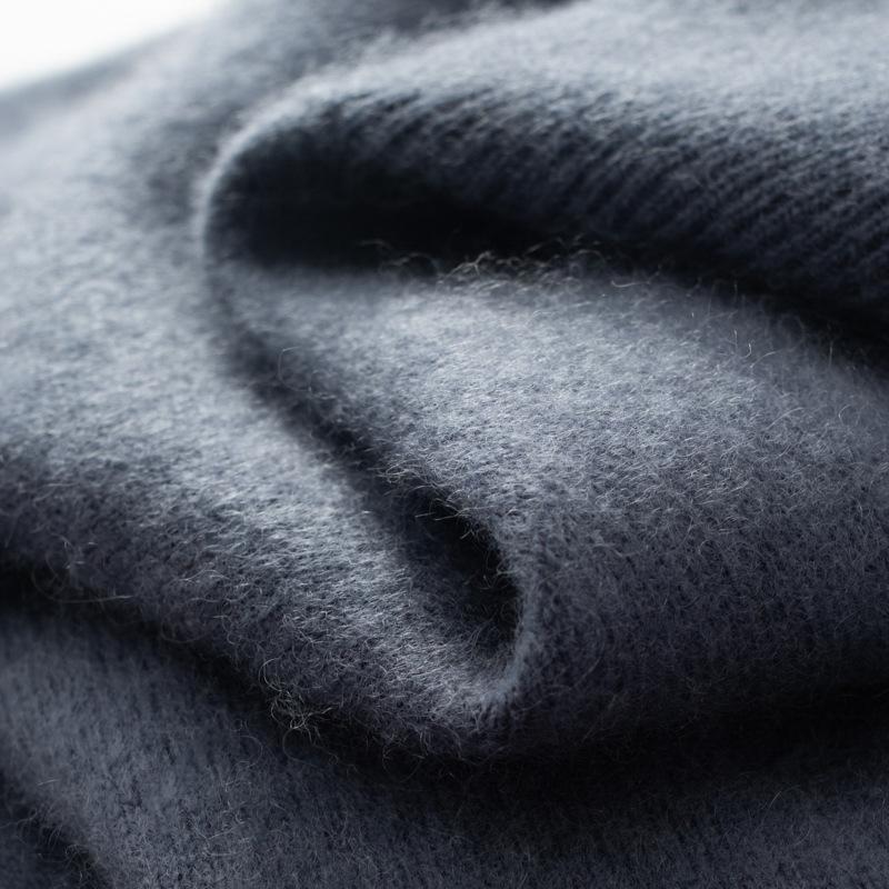 High lapel cashmere sweater, pullover, thickened sweater with base and wool knitted sweater inside.