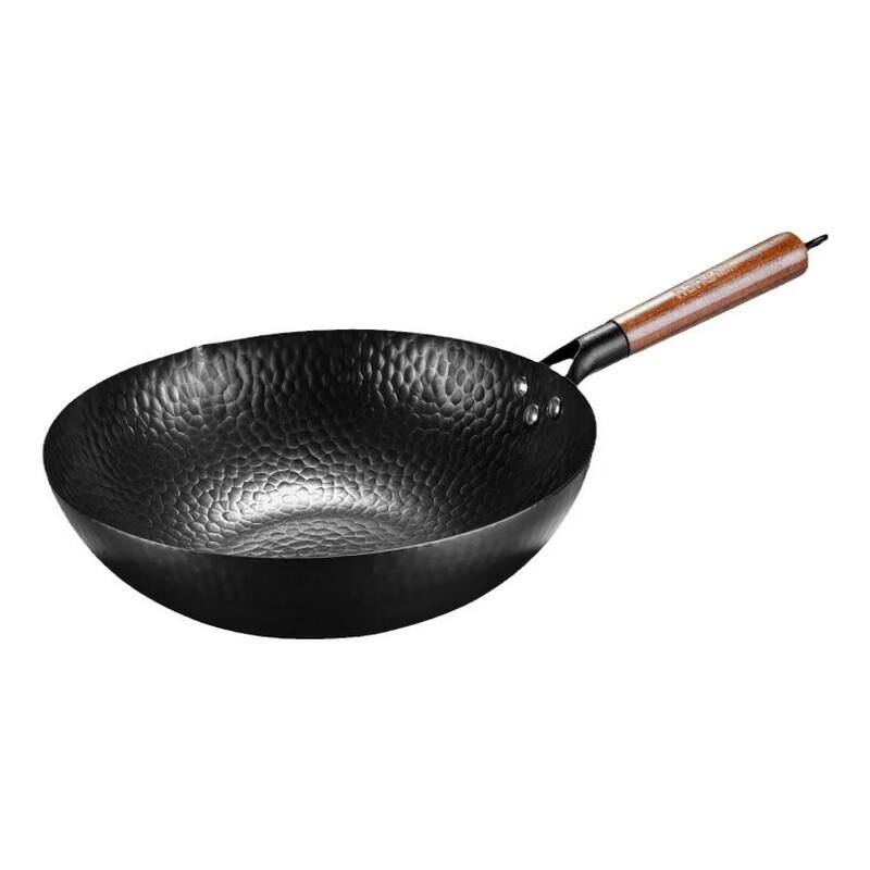 Old-fashioned Iron Wok