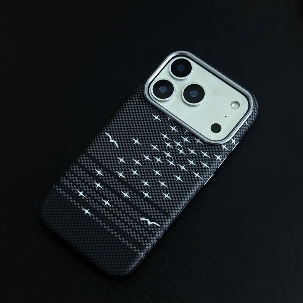 The new iPhone18PROMAX floats through the Kevlar magnetic mobile phone case Apple 17 skin feels anti-drop