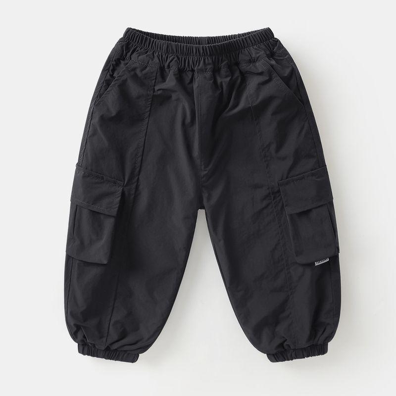 Boys Fleece-Lined Paratrooper Pants Baby Winter Clothing Boys Pants 2025 New Children s Clothing Autumn and Winter Style Children s Warm Long Pants Charcoal Black 120cm