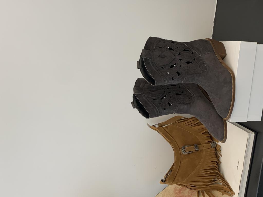 2025 Autumn New But Knee Pointed Knight Boots Thick Heel High Boots Fashion Versatile Sleeve Boots