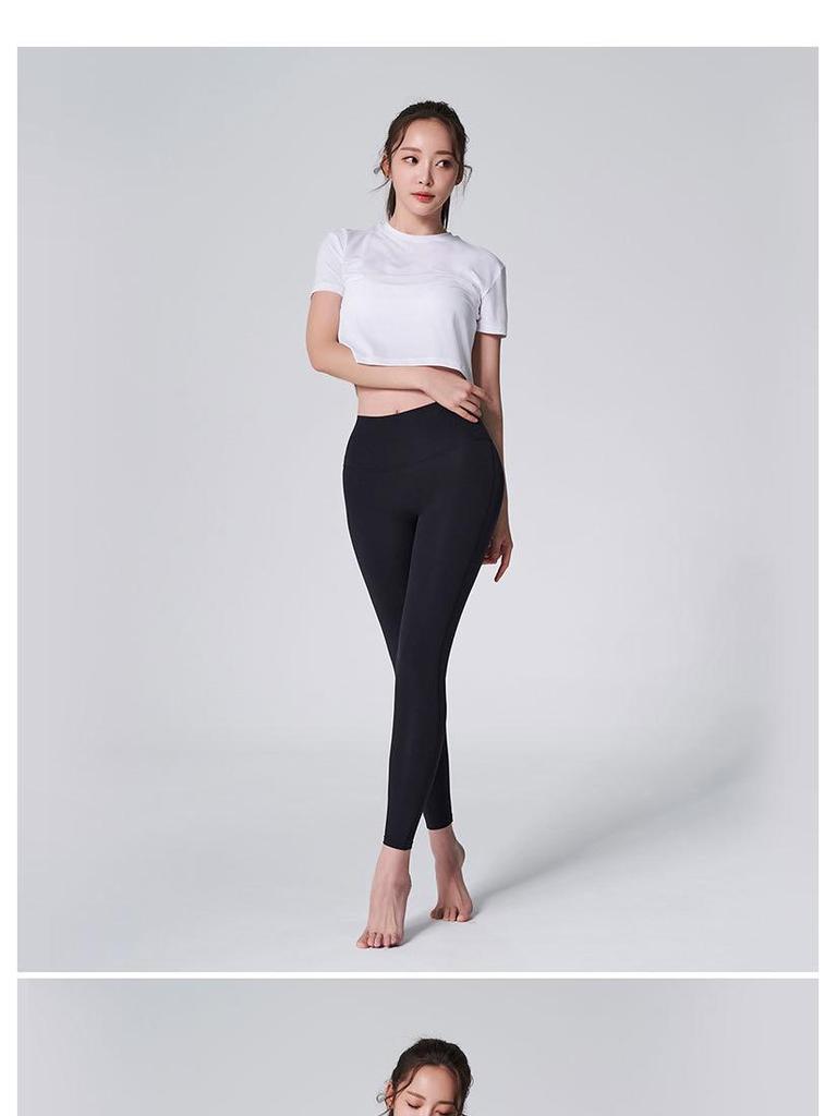 Women's Simple Solid Color Crew Neck Yoga T-Shirt - Short Sleeve for Running & Fitness