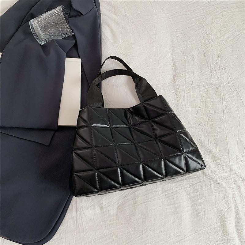 Chic Vintage Casual Tote Bag For Women Summer Style Single Shoulder Bag With Spacious Design чёрный