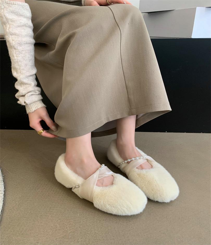 

Fashion white temperament high-end flat-soled fluffy shoes for women s 2025 new autumn and winter Xiaoxiang soft-soled Mary Jane cotton shoes 40 абрикосовий