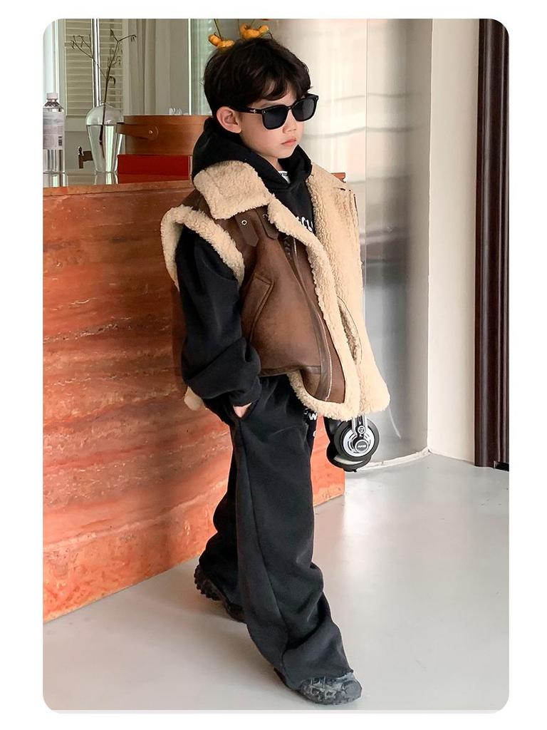 Boys' Retro Lambswool Vest - 2024 Winter Korean Style Warm Sleeveless Jacket for Small and Medium Children