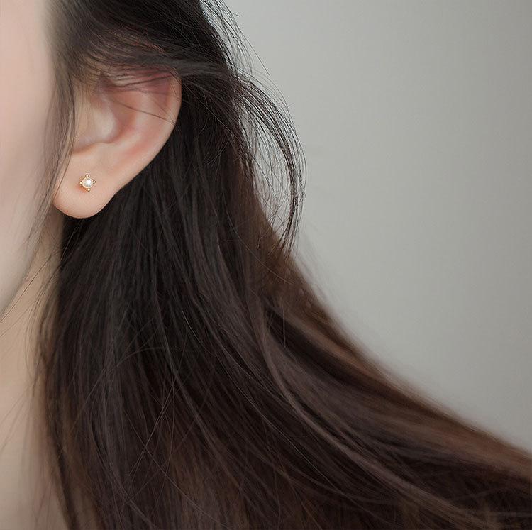 Pearl Earrings for Women's New Trendy Earrings Small and Simple Temperament Earrings Cold Style