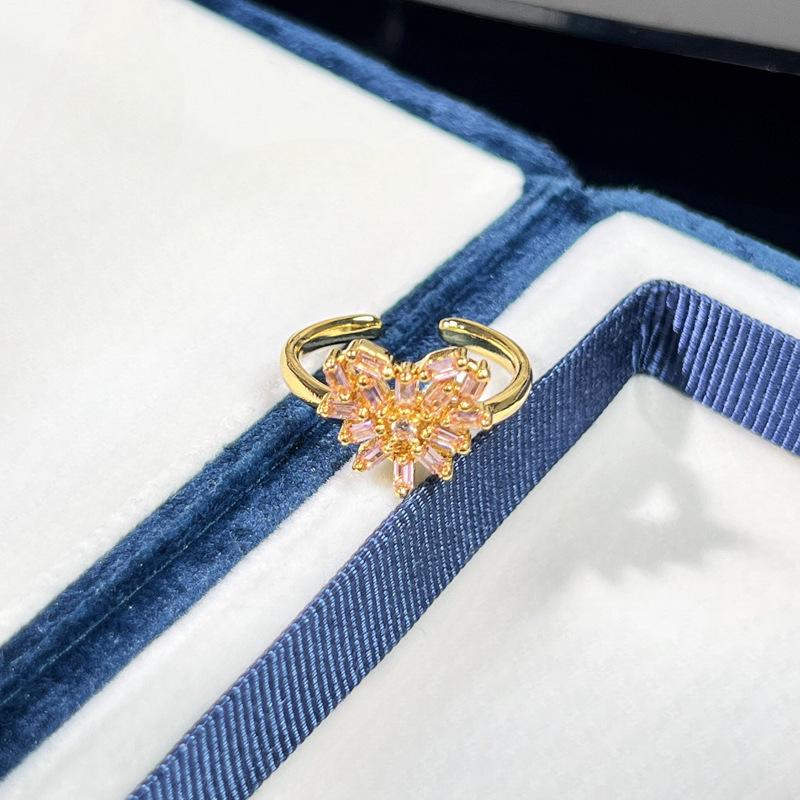 Exquisite Pink Diamond Butterfly Crown Ring: Fashionable, Versatile, Unique Design for Women
