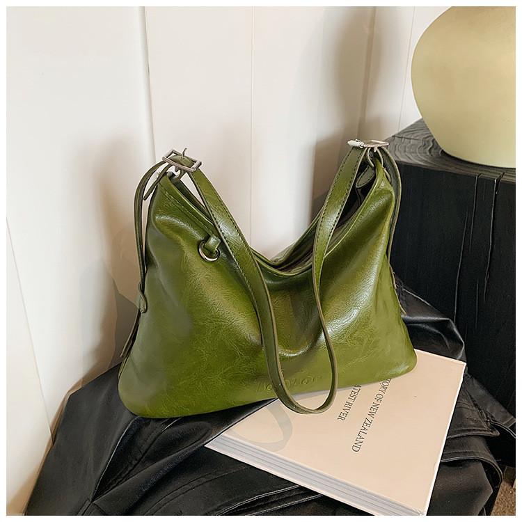 IELGY Work Commuter Large Capacity Tote Bag Retro Fashion Casual Underarm Bag Commuter Shoulder Bag