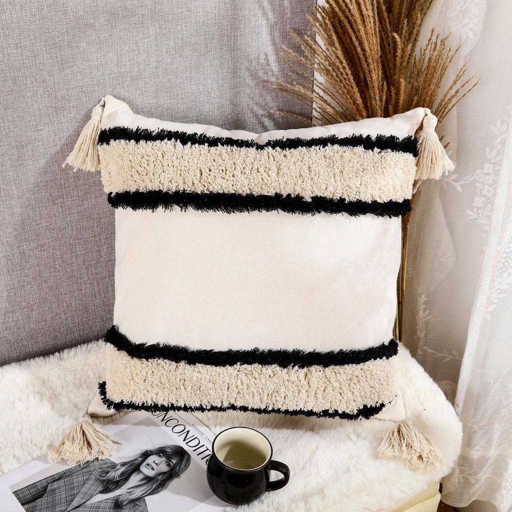 Nordic Ins Style Moroccan Tufted Pillow Bed and Breakfast Light Luxury Embroidered Cushion Removable and Washable Tassel Home Pillow Cover