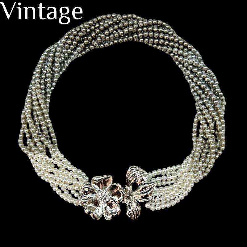 

Vintage Temperament Versatile Flower Set Buckle Head Gradient Gray Mixed Color Pearl Collarbone Necklace Women