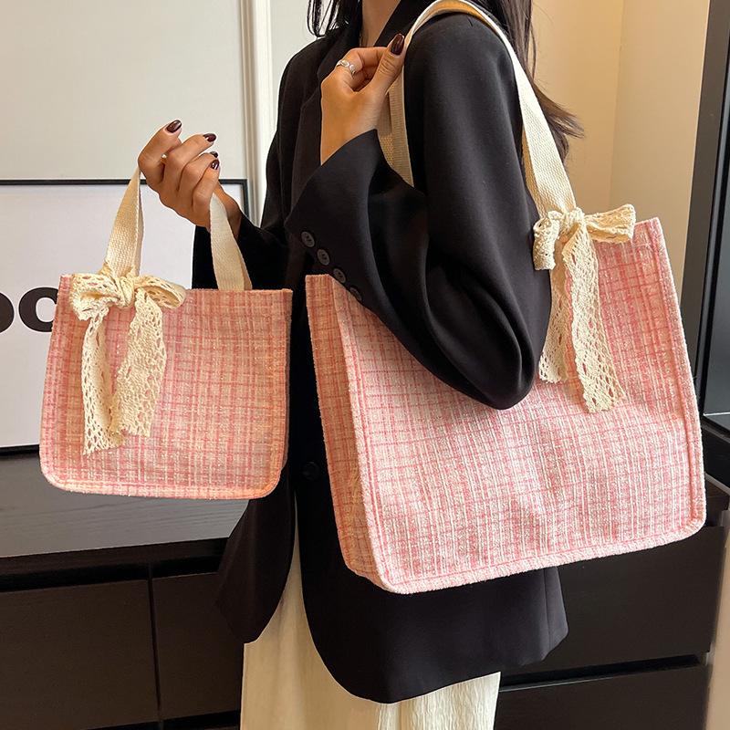 Large Capacity Canvas Bag for Women Japanese Ins Class Commuting Shoulder Bag Summer Versatile Souvenir Handbag