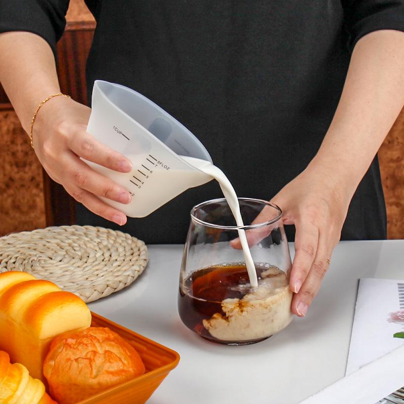 Heat-Resistant Silicone Measuring Cup Set: 125ml & 250ml - Ideal for Kitchen and Baking