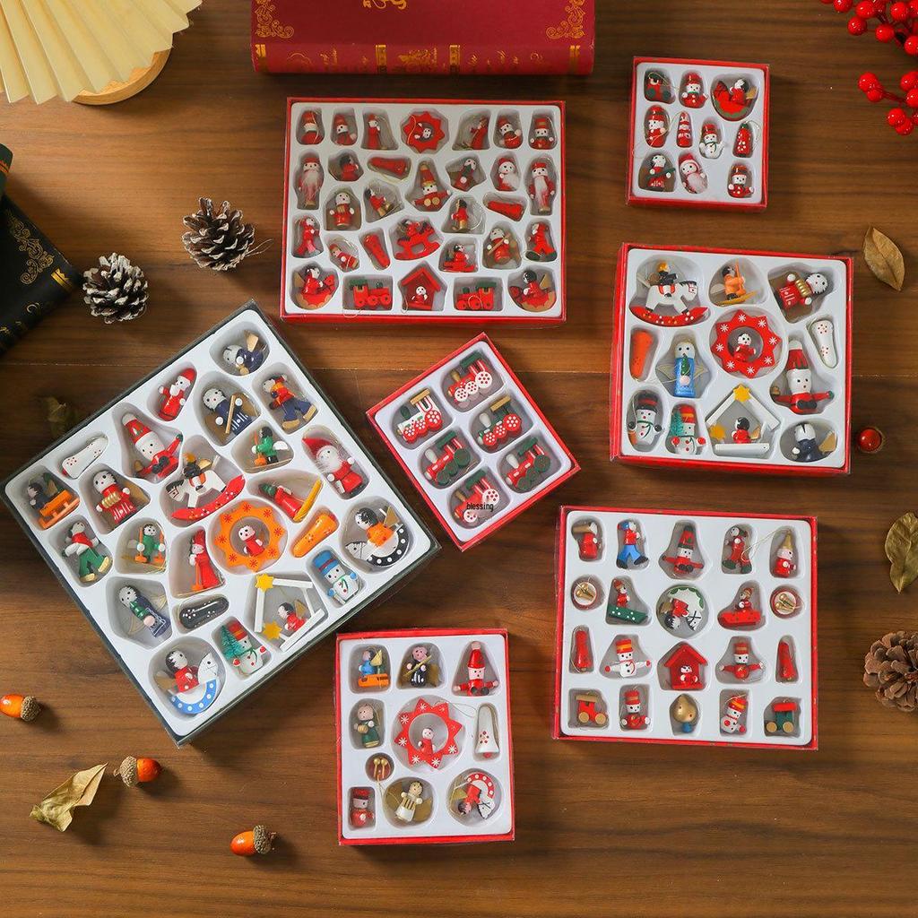 Wooden Christmas Ornaments: Small Gift Box Pendants & Accessories