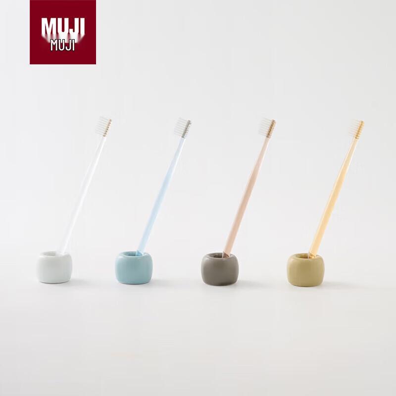 Зубная щетка MUJI