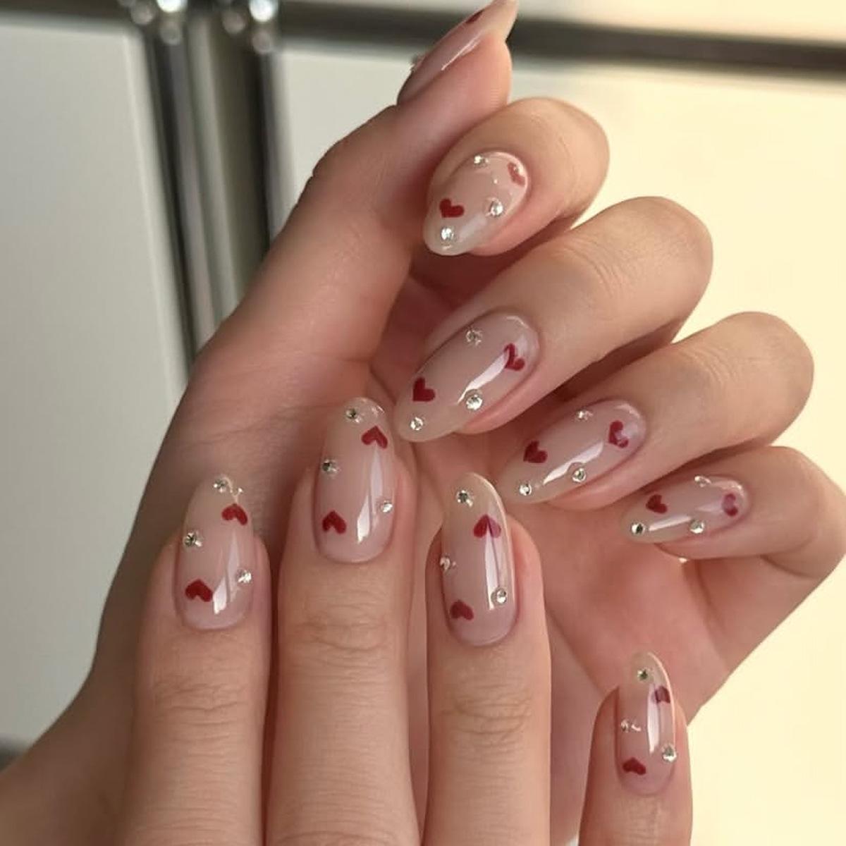 

European-American Red Heart Almond-shaped Rhinestone False Nails Set – 24PCS