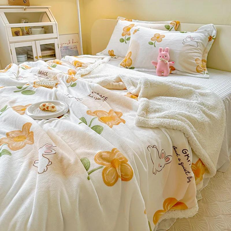 Winter Cartoon Printed Lamb Wool Blanket Thick and Warm Coral Fleece Blanket for Office Napping Fluffy Soft Plush Bedspread