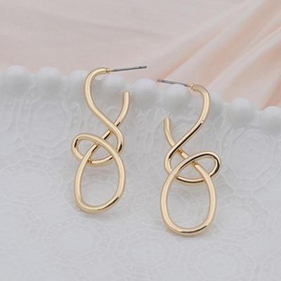 Hollow Out Irregular Twisted Knoted Stud Earrings Unique Designed Minimalsitic Earrings Women Party Ear Jewelry